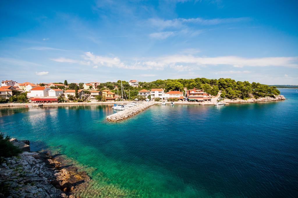 Hotel Maxim Božava Eksteriør billede