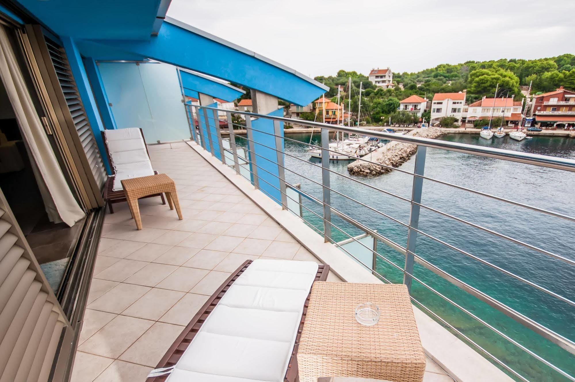 Hotel Maxim Božava Eksteriør billede